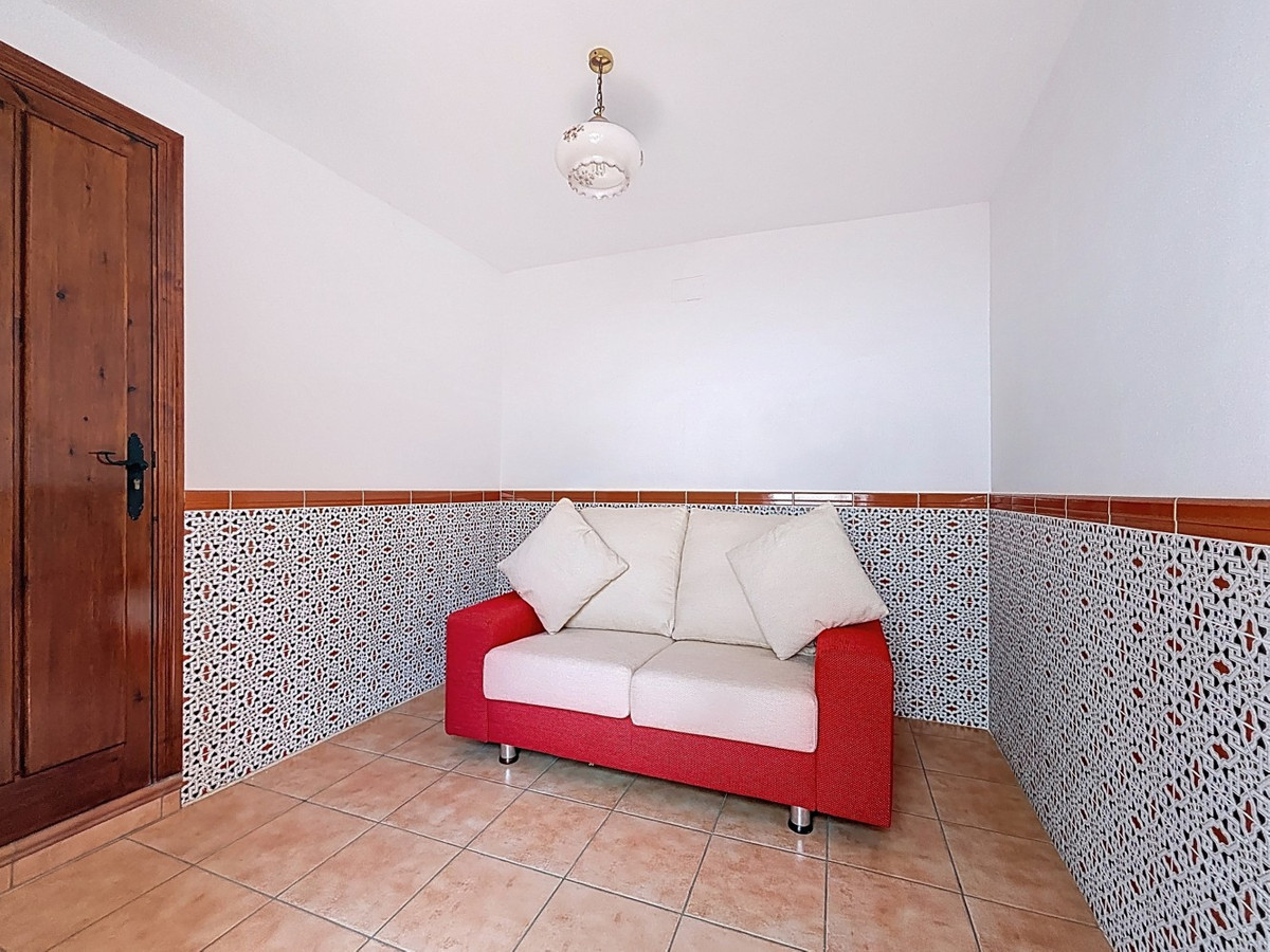 Huis te koop in Periana | 5 slaapkamers H5049922