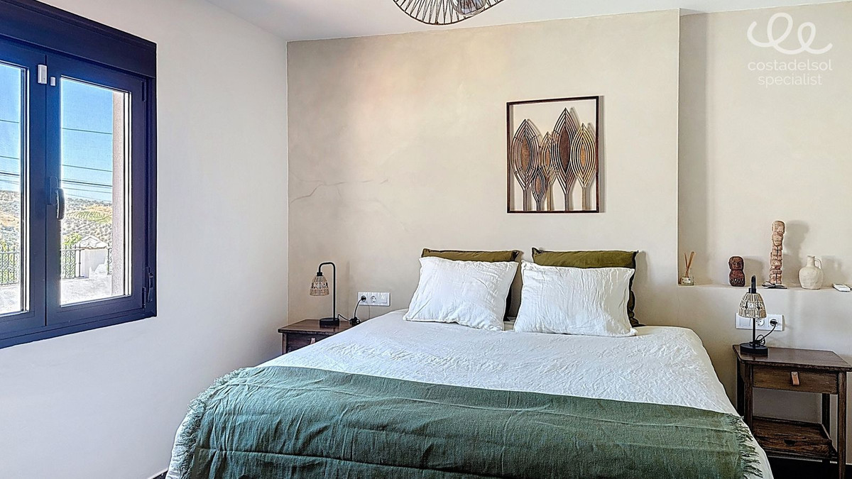 Finca - Cortijo te koop in Periana | 7 slaapkamers H5118910