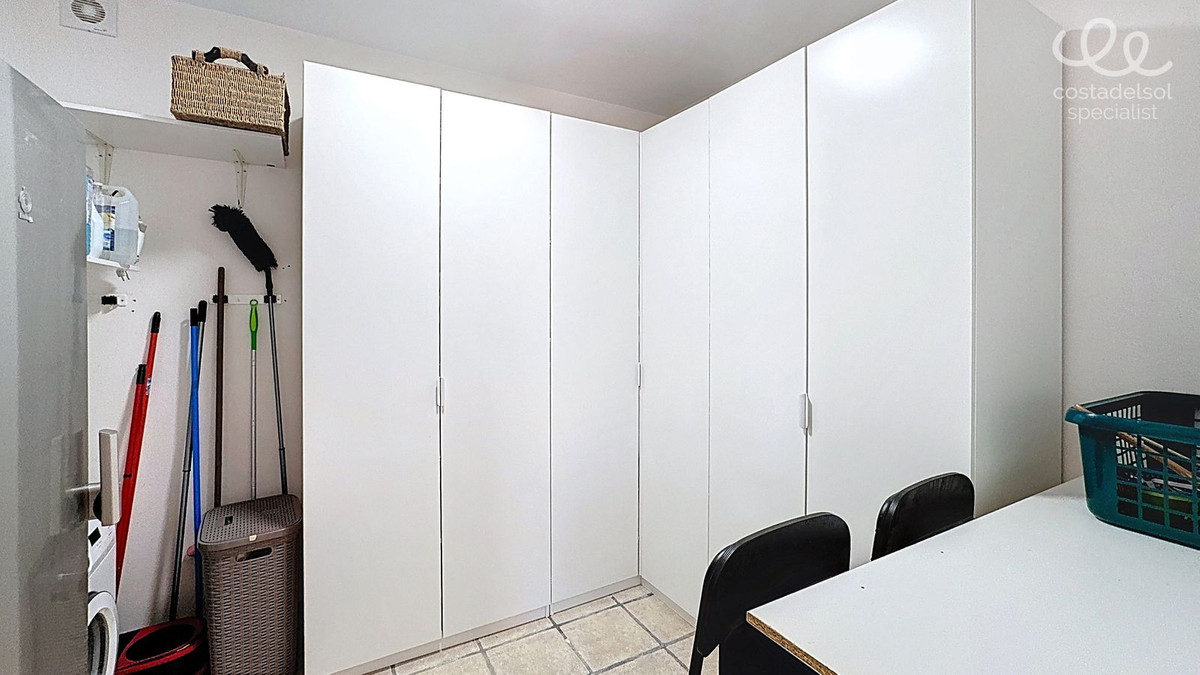 Finca - Cortijo te koop in Periana | 7 slaapkamers H5118910
