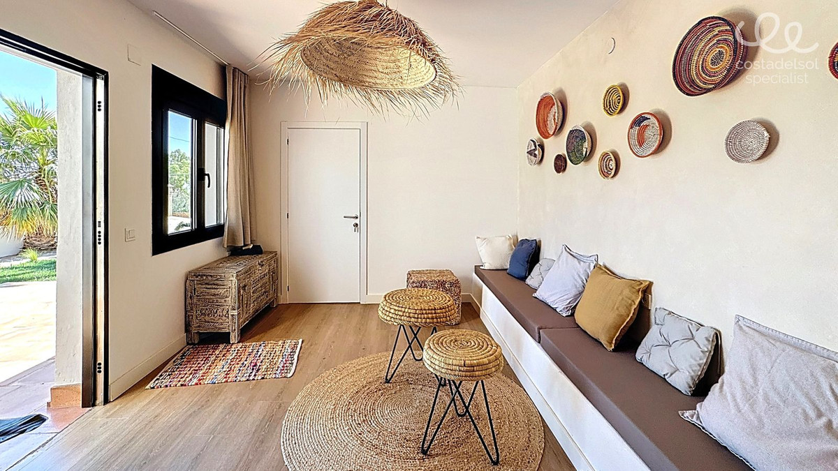 Finca - Cortijo te koop in Periana | 7 slaapkamers H5118910