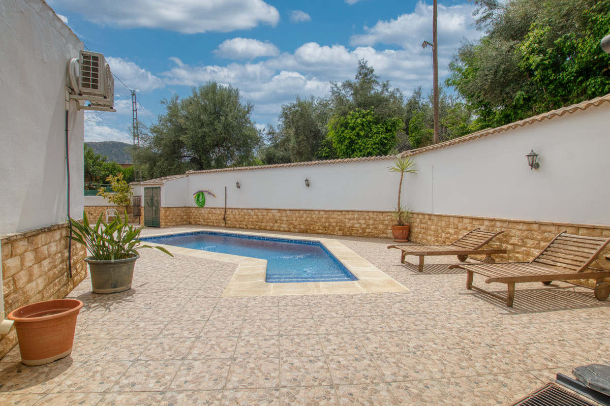 Huis te koop in Periana | 3 slaapkamers H5121196