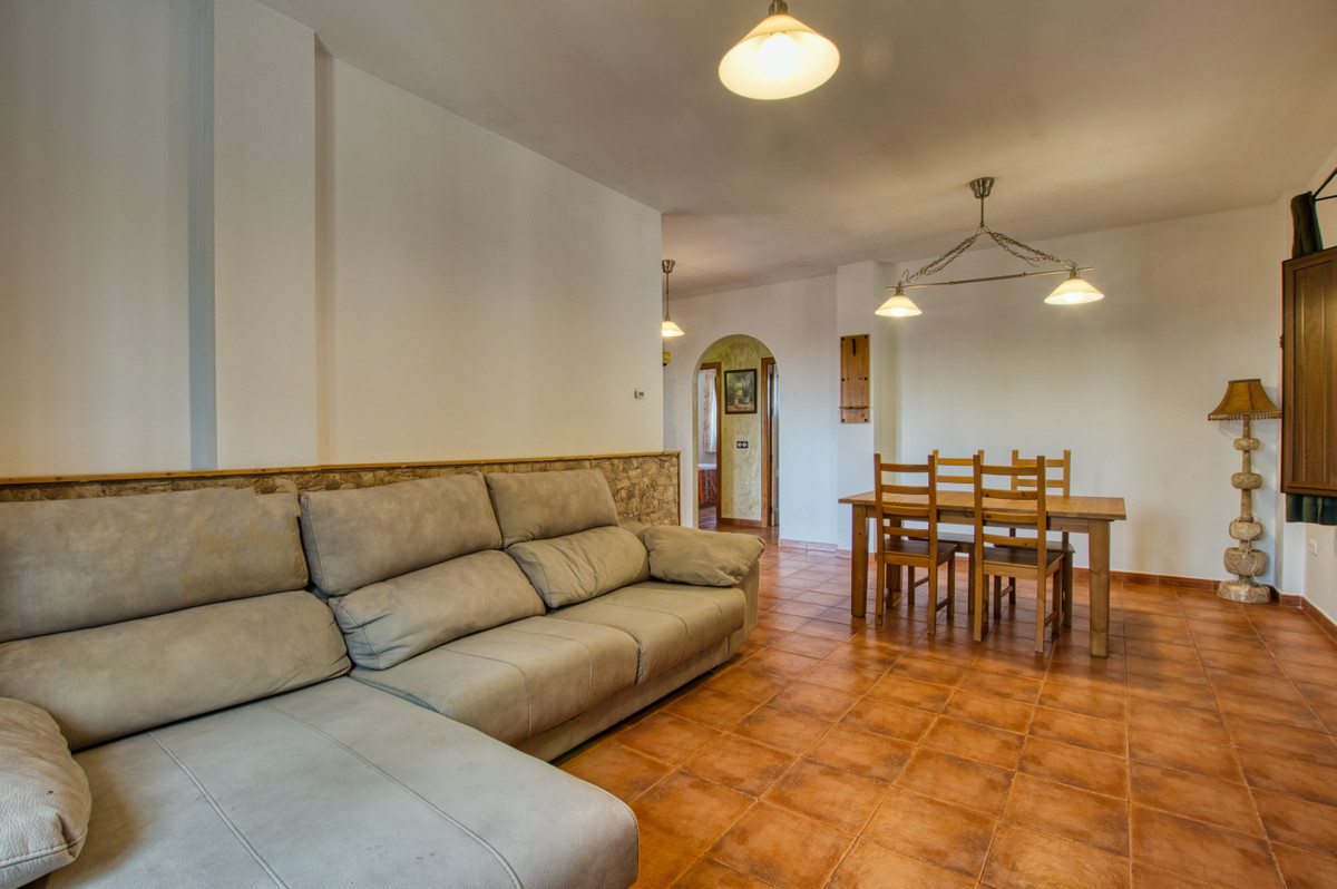 Huis te koop in Periana | 3 slaapkamers H5121196