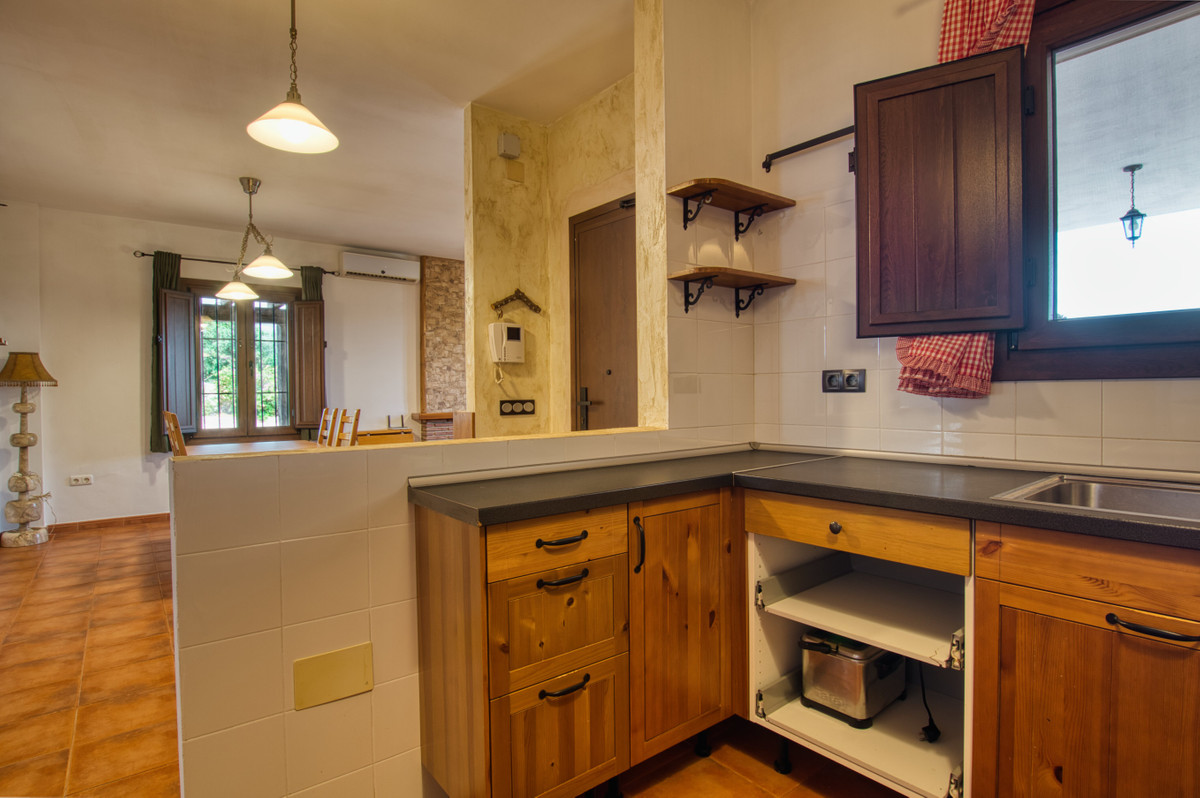 Huis te koop in Periana | 3 slaapkamers H5121196