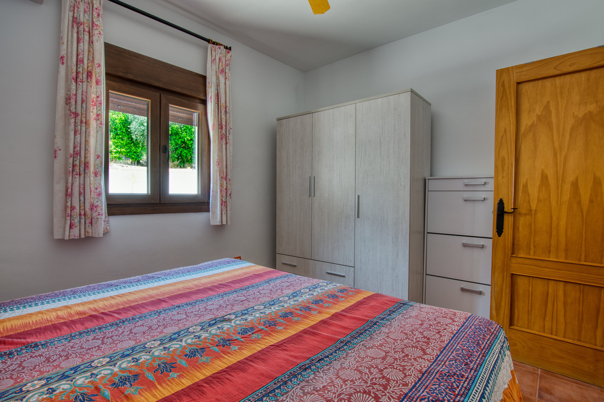 Huis te koop in Periana | 3 slaapkamers H5121196