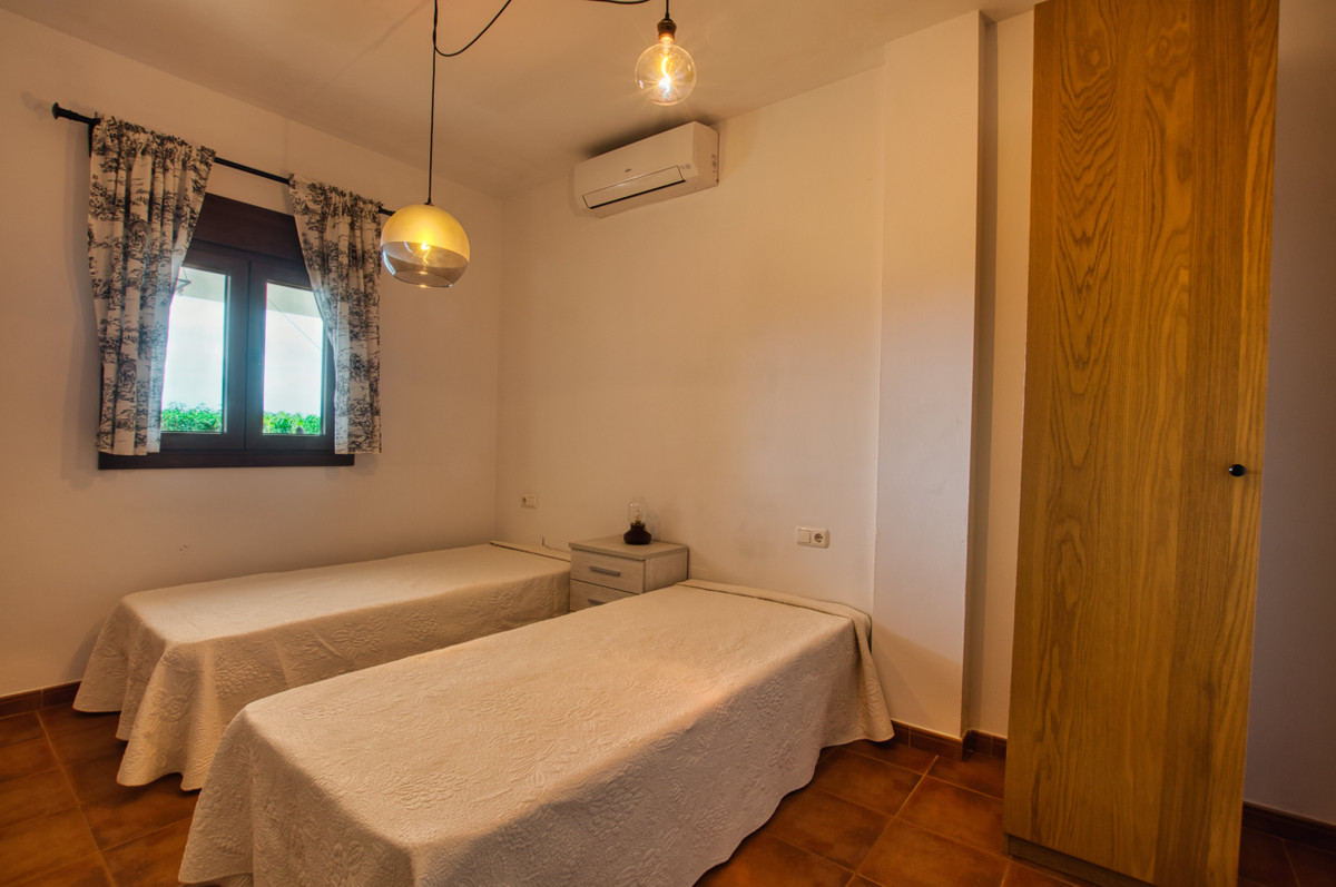 Huis te koop in Periana | 3 slaapkamers H5121196
