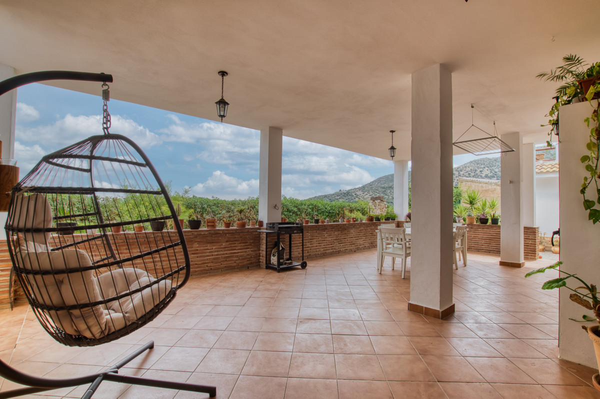 Huis te koop in Periana | 3 slaapkamers H5121196