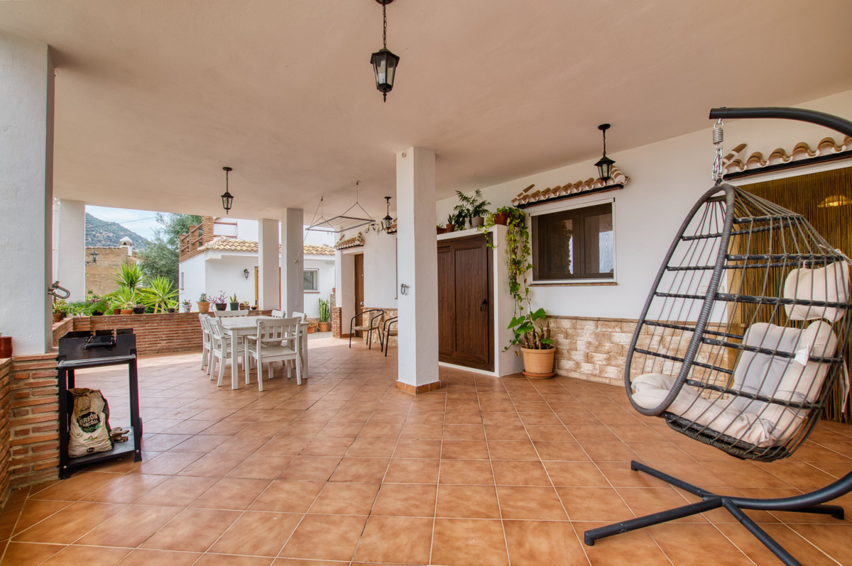 Huis te koop in Periana | 3 slaapkamers H5121196