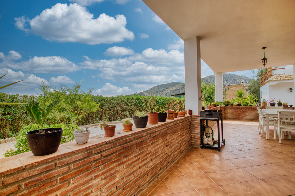 Huis te koop in Periana | 3 slaapkamers H5121196
