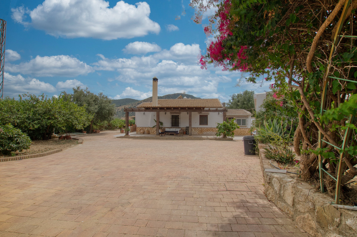 Huis te koop in Periana | 3 slaapkamers H5121196