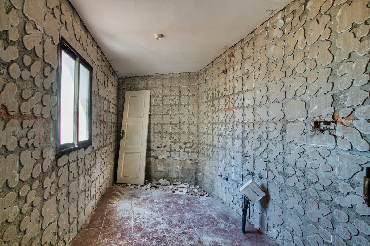 Huis te koop in Periana | 4 slaapkamers H5125402