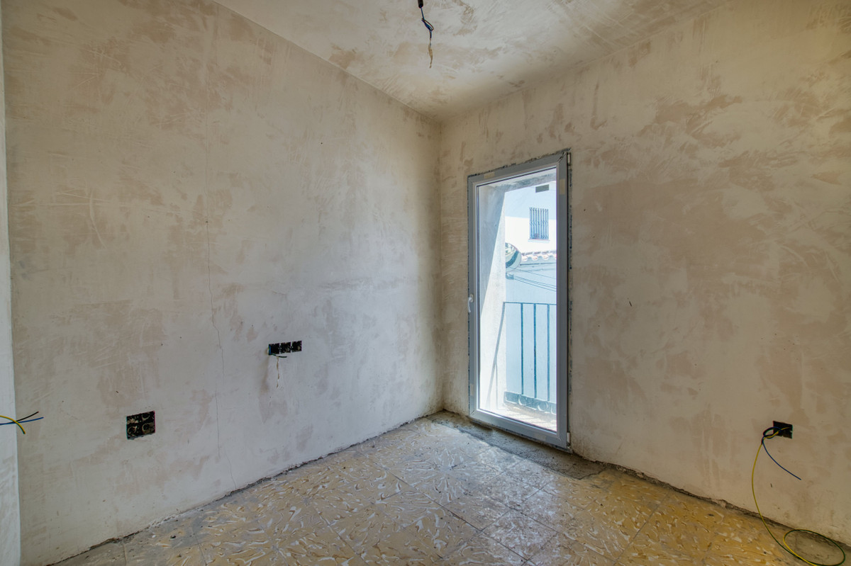 Huis te koop in Periana | 4 slaapkamers H5125402