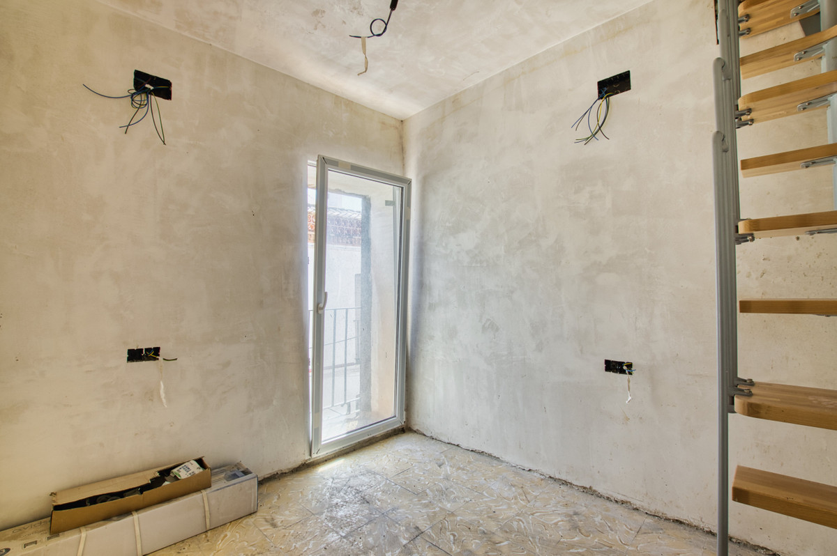 Huis te koop in Periana | 4 slaapkamers H5125402