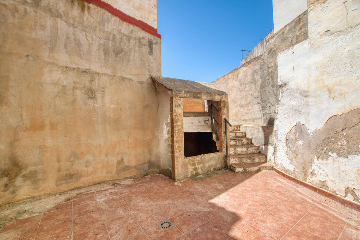 Huis te koop in Periana | 4 slaapkamers H5125402