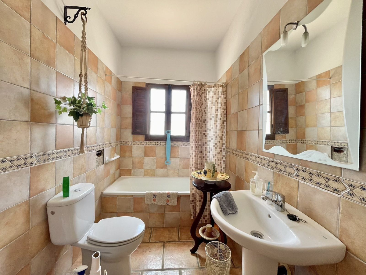 Huis te koop in Periana | 3 slaapkamers H5137984