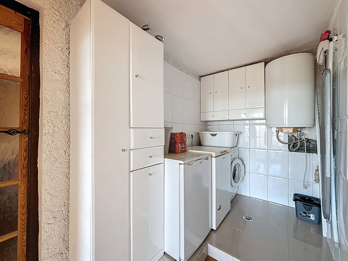 Huis te koop in Periana | 4 slaapkamers H5255137