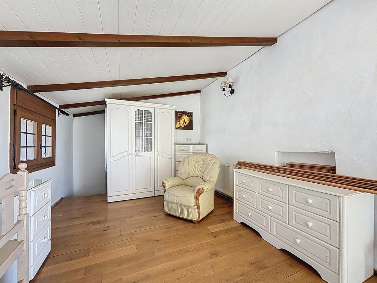 Huis te koop in Periana | 4 slaapkamers H5255137