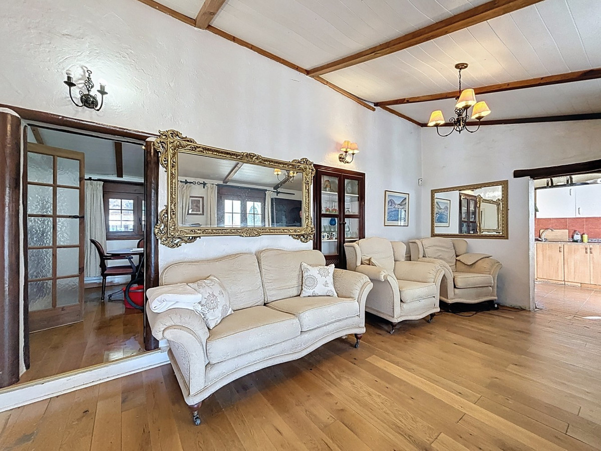 Huis te koop in Periana | 4 slaapkamers H5255137