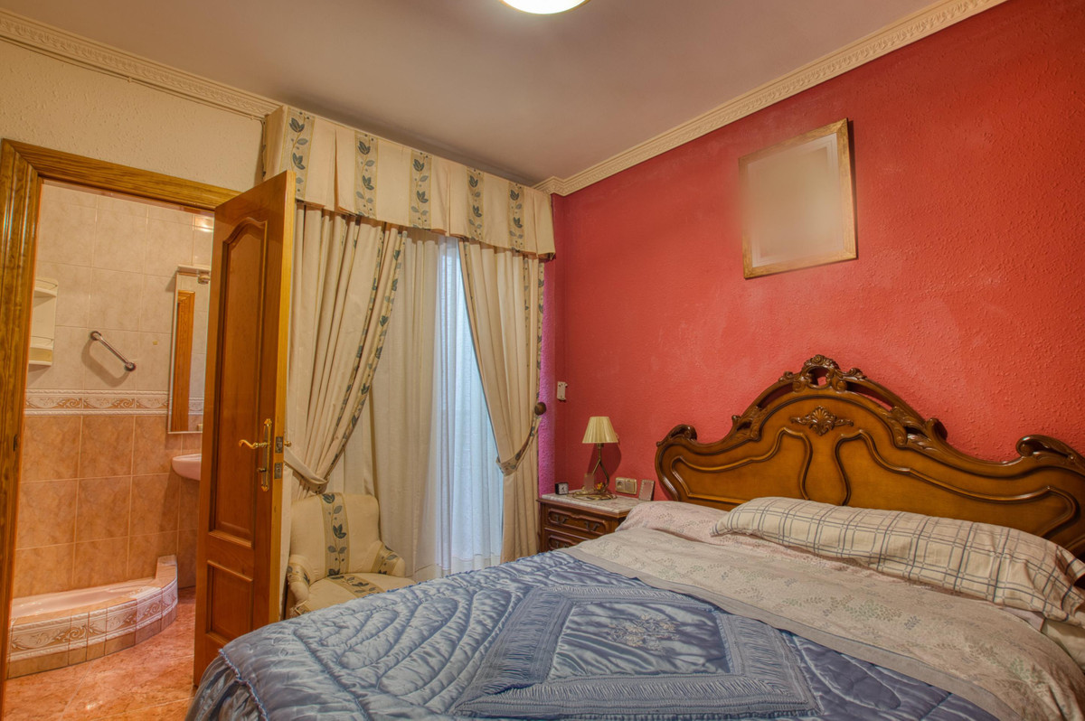 Huis te koop in Periana | 4 slaapkamers H5259586