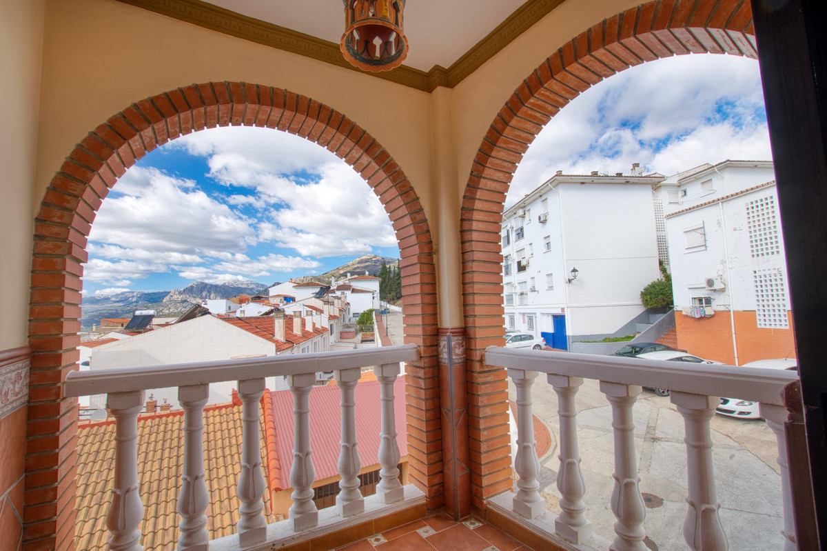 Huis te koop in Periana | 4 slaapkamers H5259586