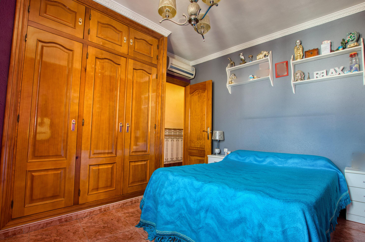 Huis te koop in Periana | 4 slaapkamers H5259586