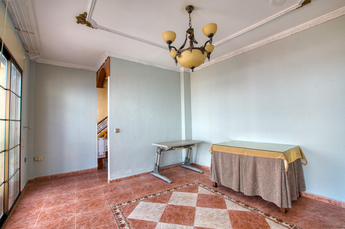 Huis te koop in Periana | 4 slaapkamers H5259586