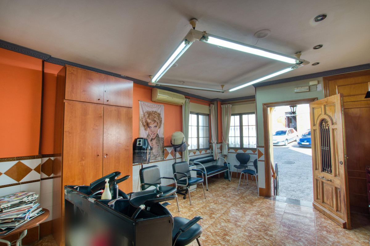 Huis te koop in Periana | 4 slaapkamers H5259586