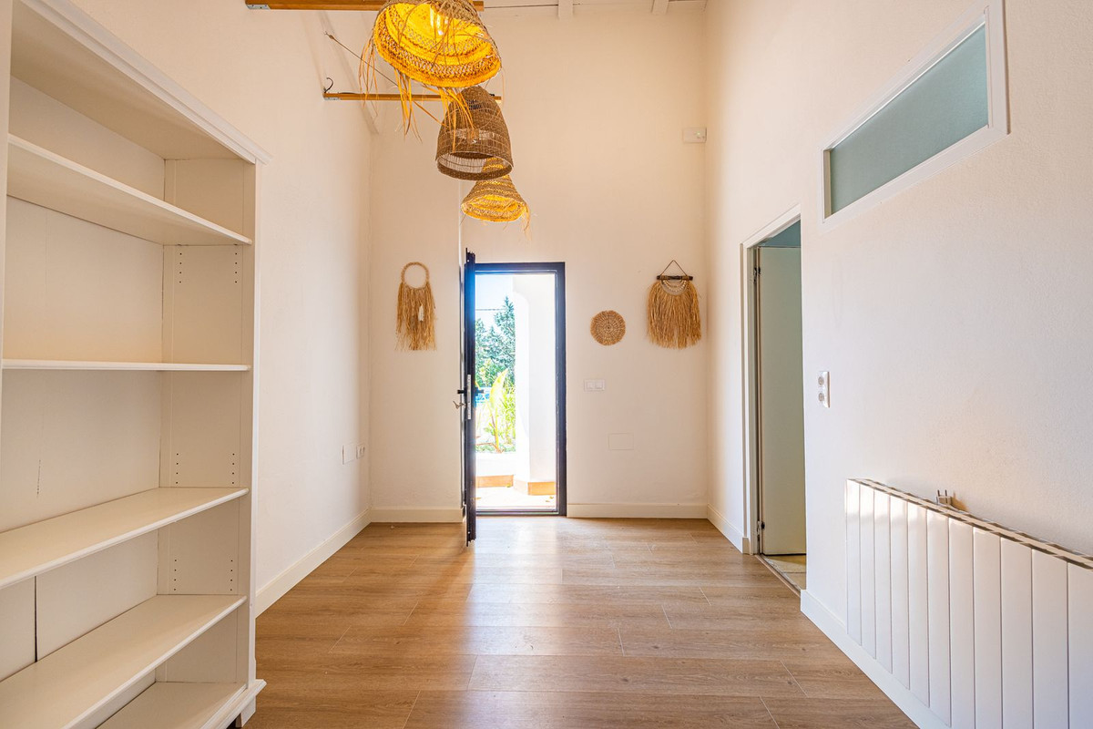 Property main view 33