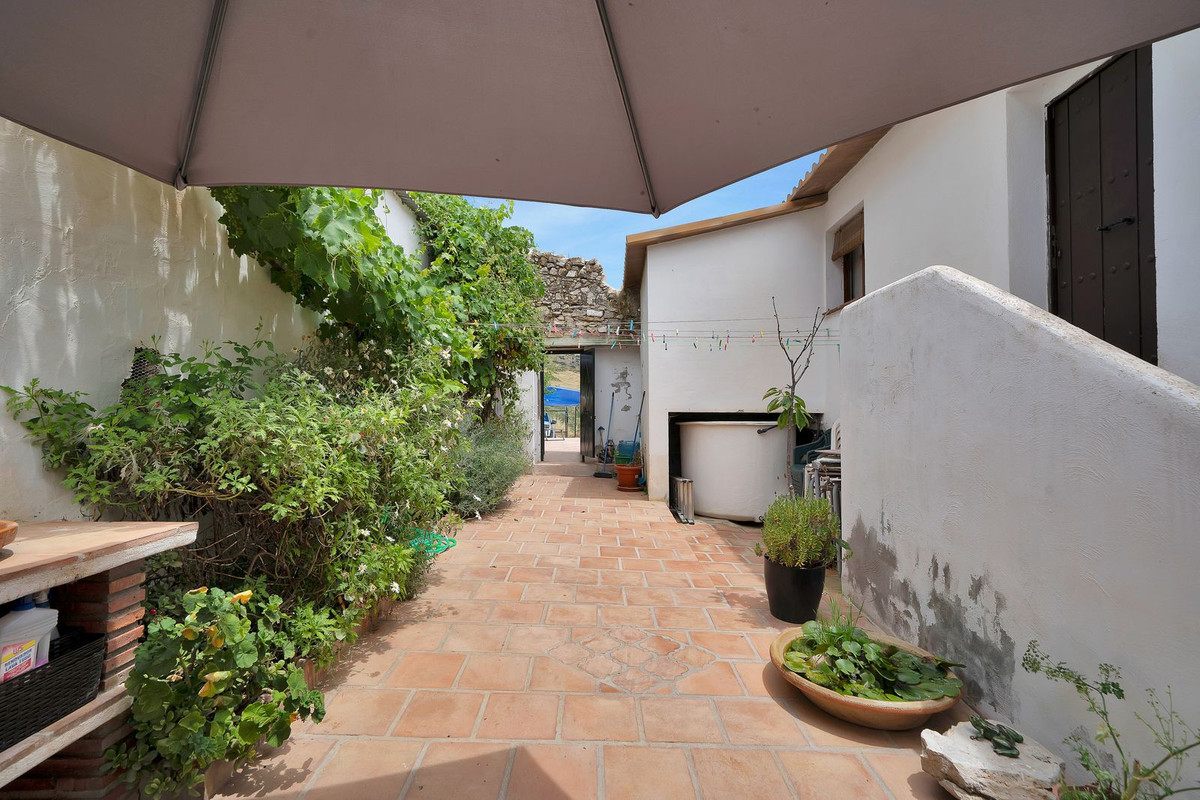 Property main view 36