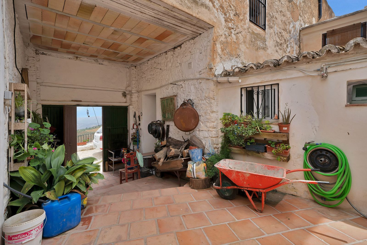 Property main view 45