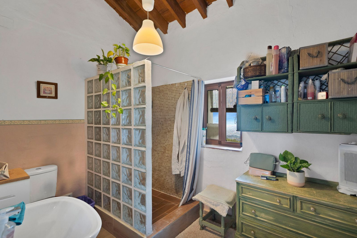 Property main view 64