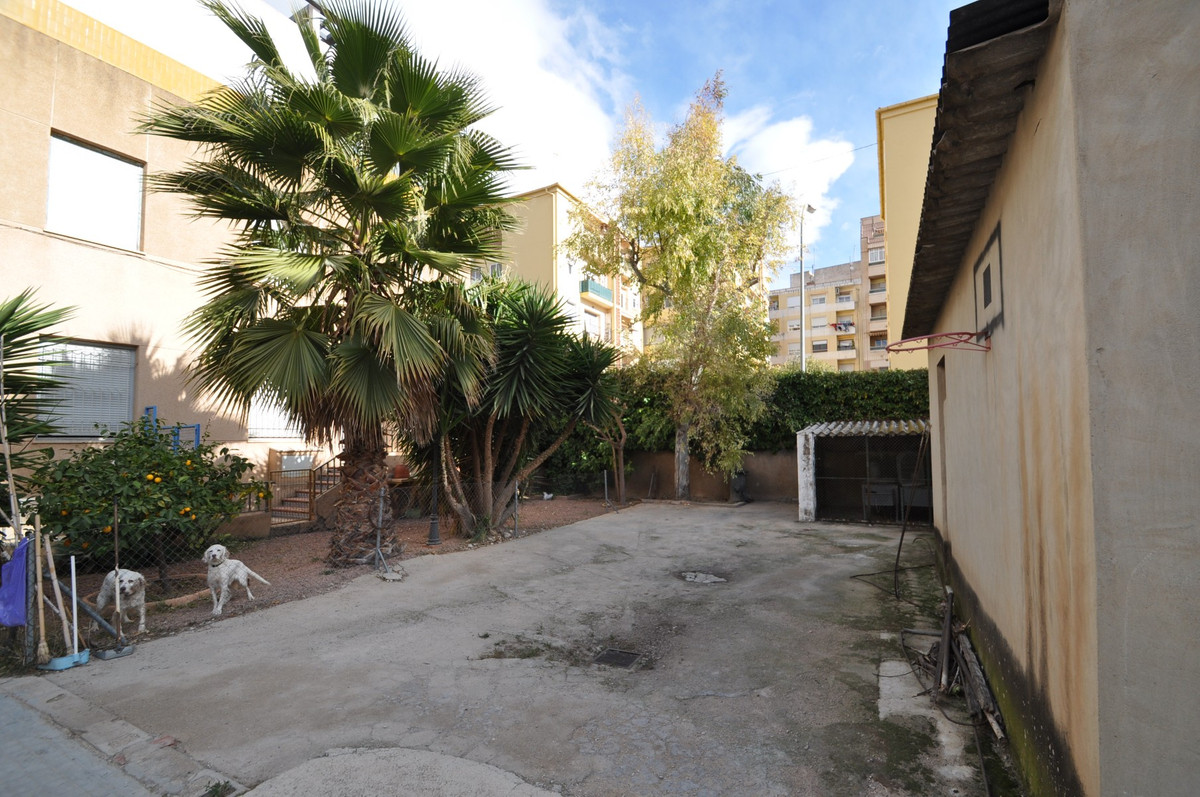 Huis te koop in Petrer | 12 slaapkamers H4231135