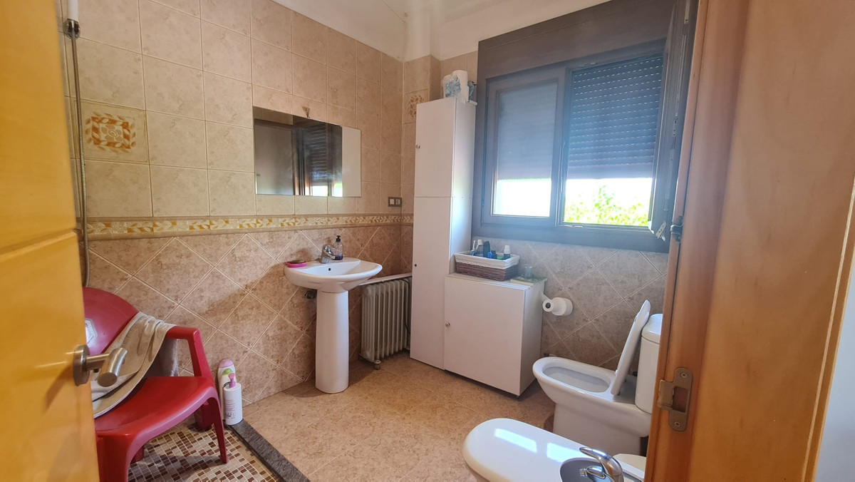 Vrijstaande Villa te koop in Petrer | 4 slaapkamers H5146456