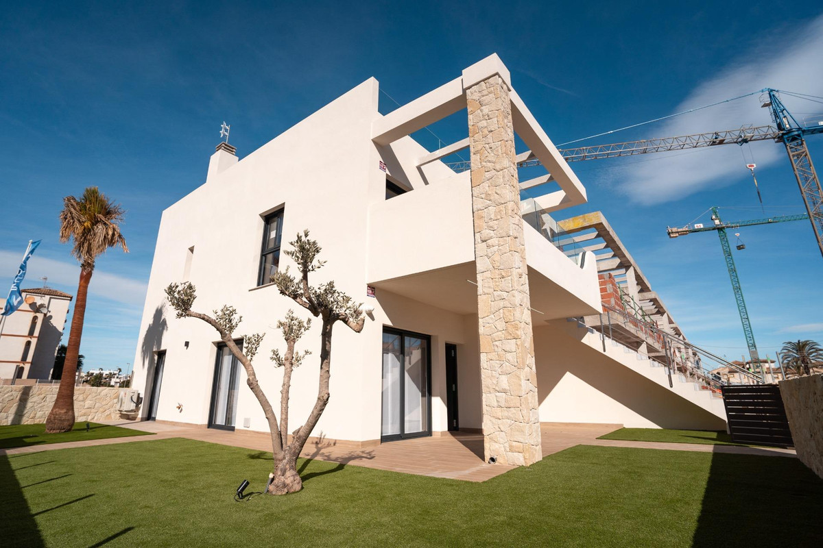 Huis te koop in Pilar de la Horadada | 2 slaapkamers H5292544