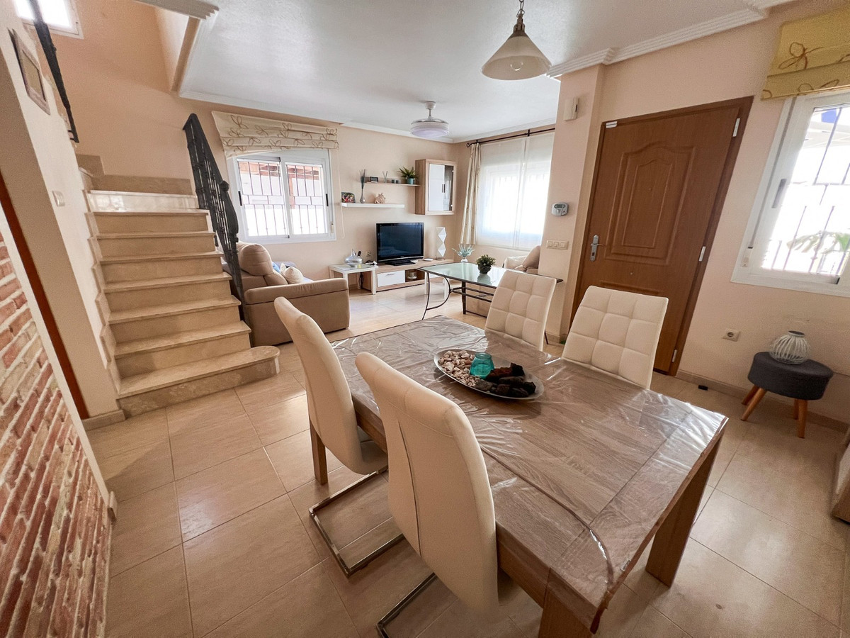 Huis te koop in Pilar de la Horadada | 3 slaapkamers H5306236