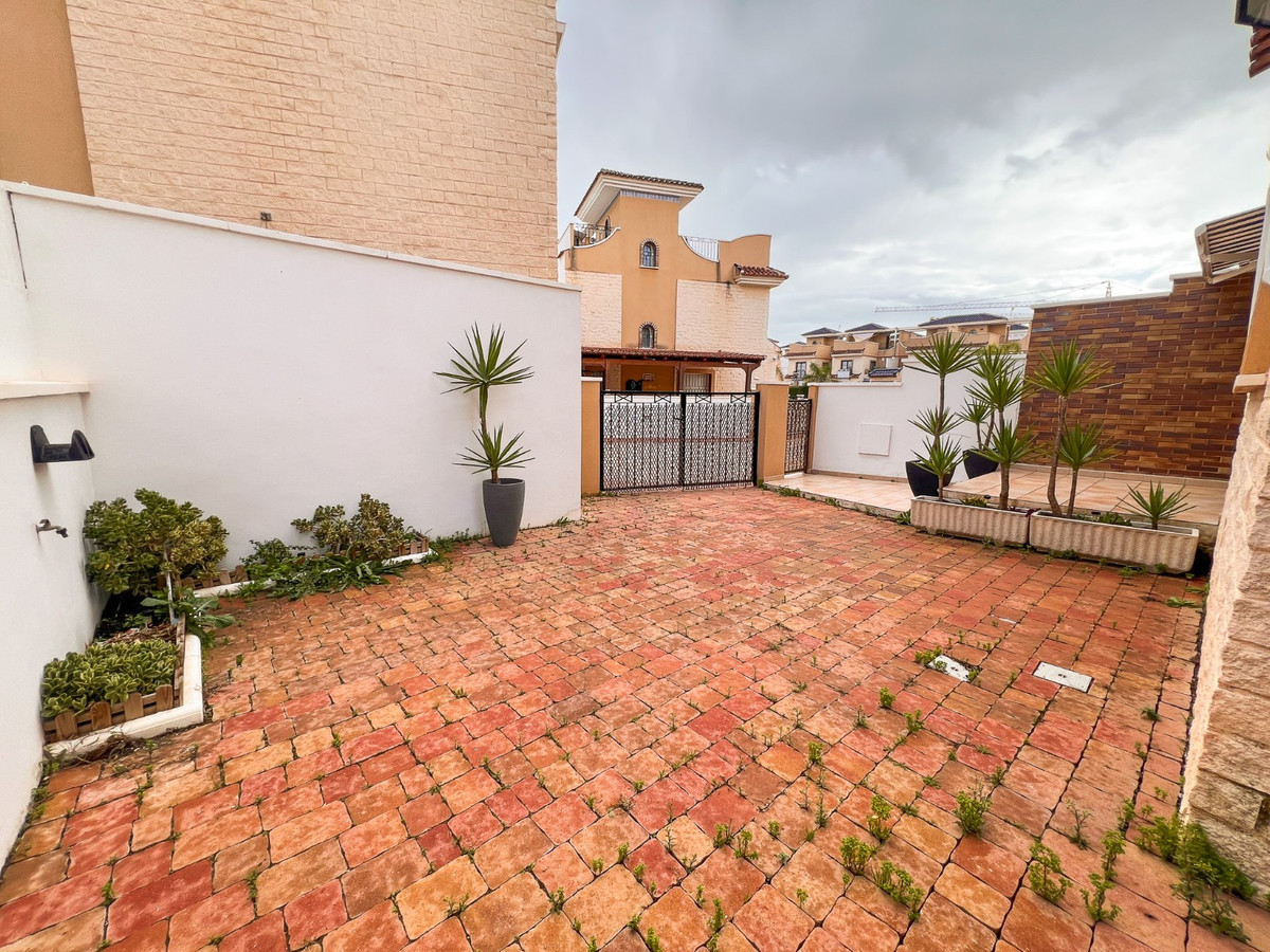 Huis te koop in Pilar de la Horadada | 3 slaapkamers H5306236