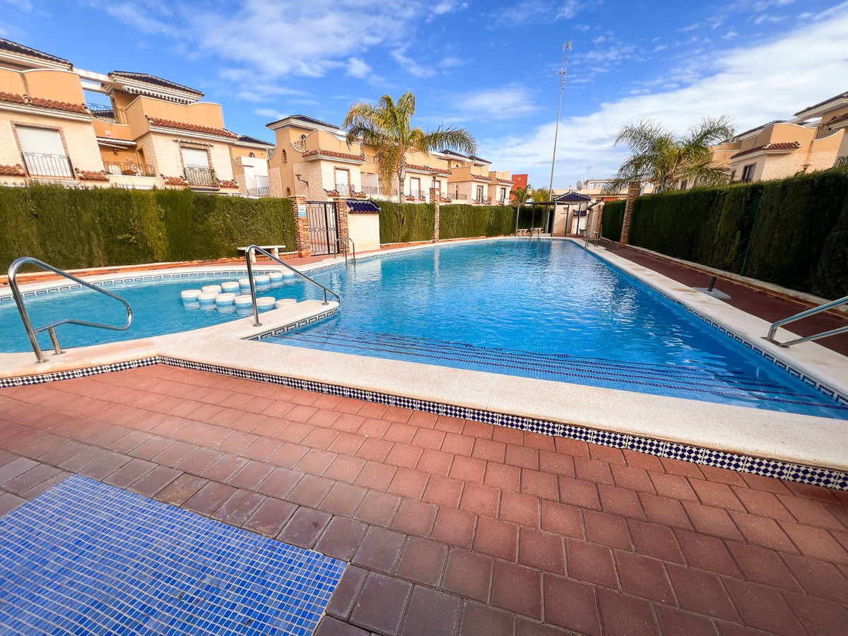 Huis te koop in Pilar de la Horadada | 3 slaapkamers H5306236