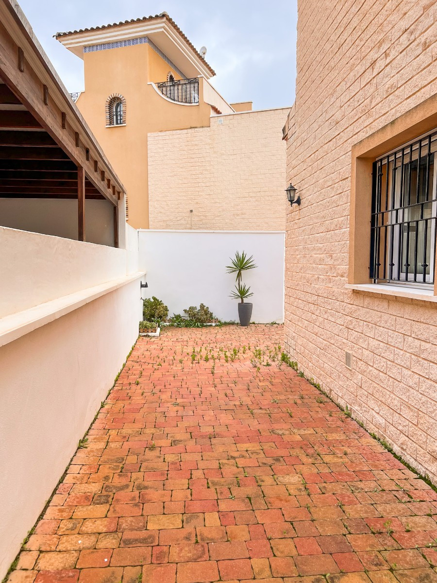 Huis te koop in Pilar de la Horadada | 3 slaapkamers H5306236