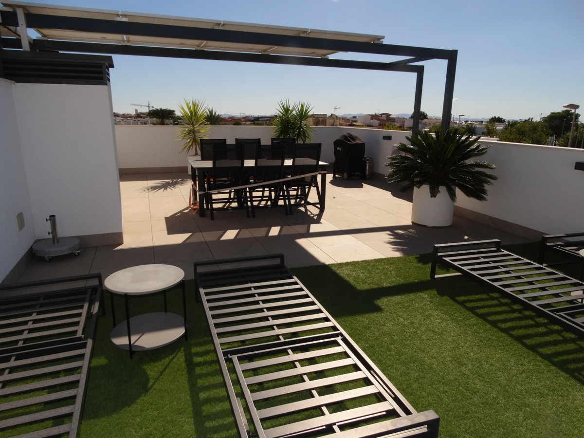 Appartement te koop in Pilar de la Horadada | 3 slaapkamers H5325559