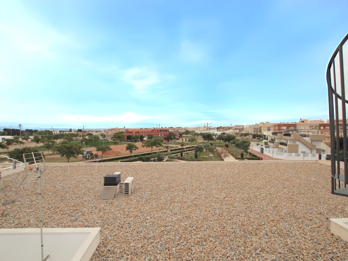 Huis te koop in Pilar de la Horadada | 3 slaapkamers H5325589