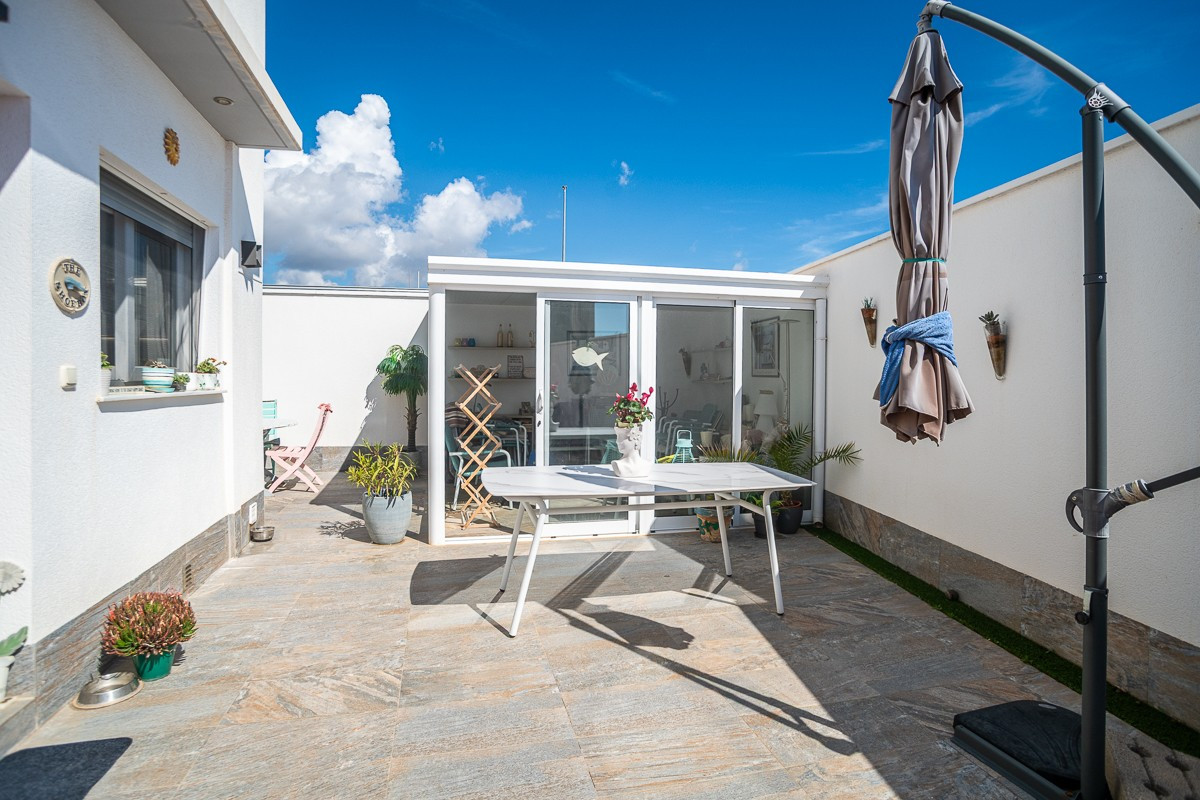 Huis te koop in Pilar de la Horadada | 3 slaapkamers H5333995