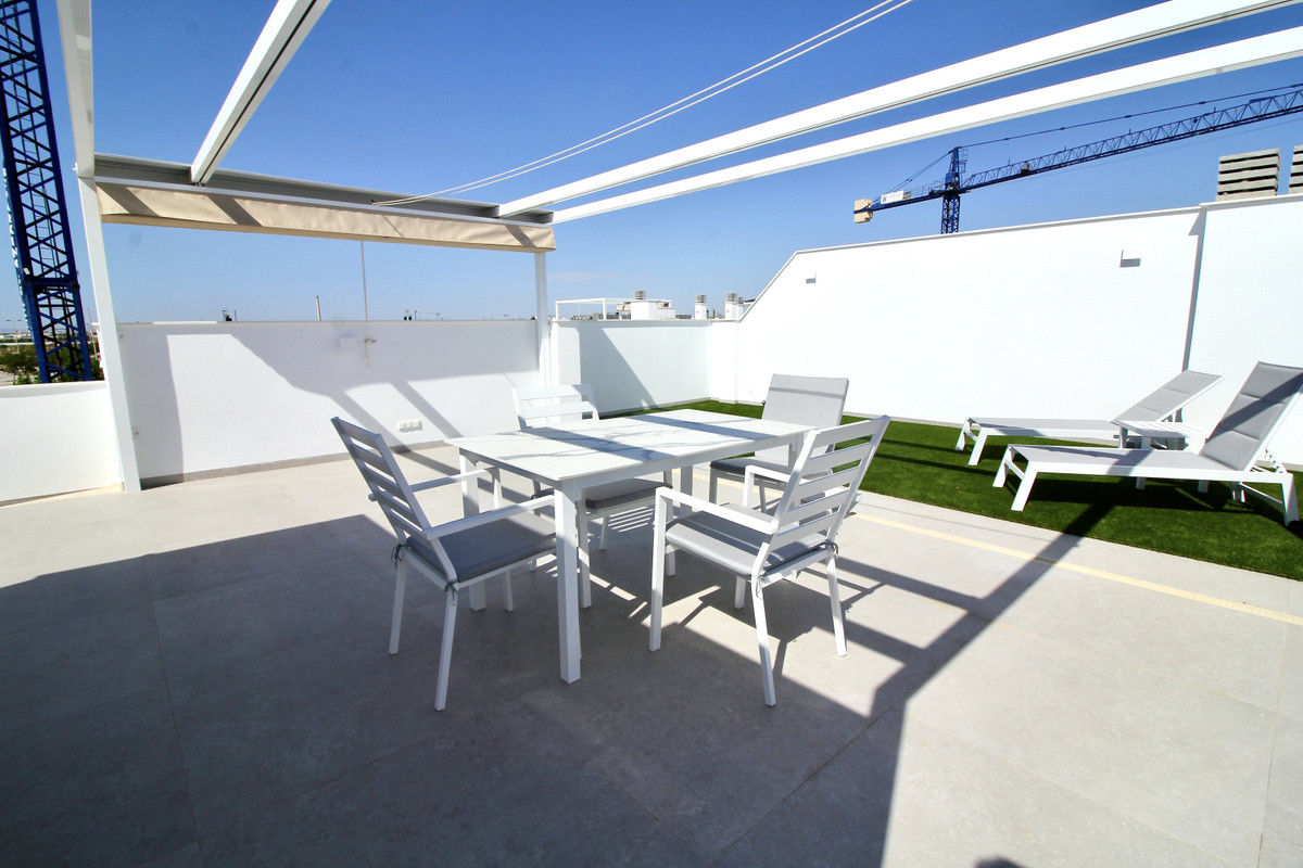 Huis te koop in Pilar de la Horadada | 3 slaapkamers H5435779