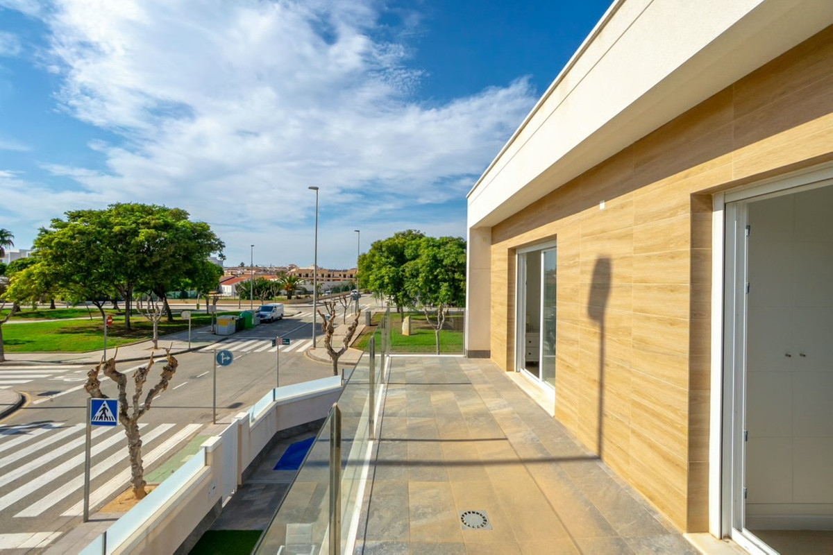 Appartement te koop in Pilar de la Horadada | 3 slaapkamers H5453560