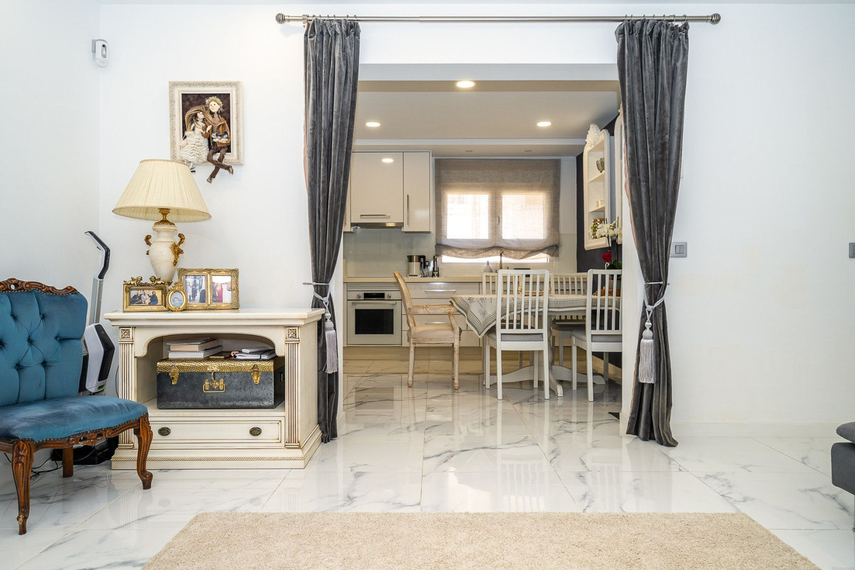 Huis te koop in Pilar de la Horadada | 4 slaapkamers H5495689