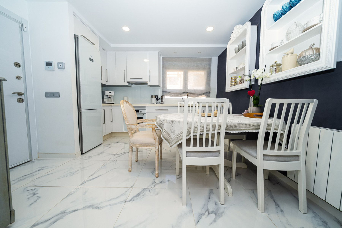 Huis te koop in Pilar de la Horadada | 4 slaapkamers H5495689