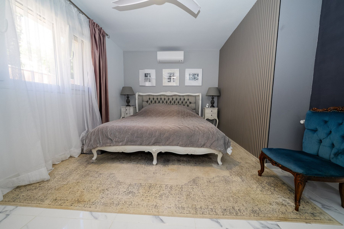Huis te koop in Pilar de la Horadada | 4 slaapkamers H5495689