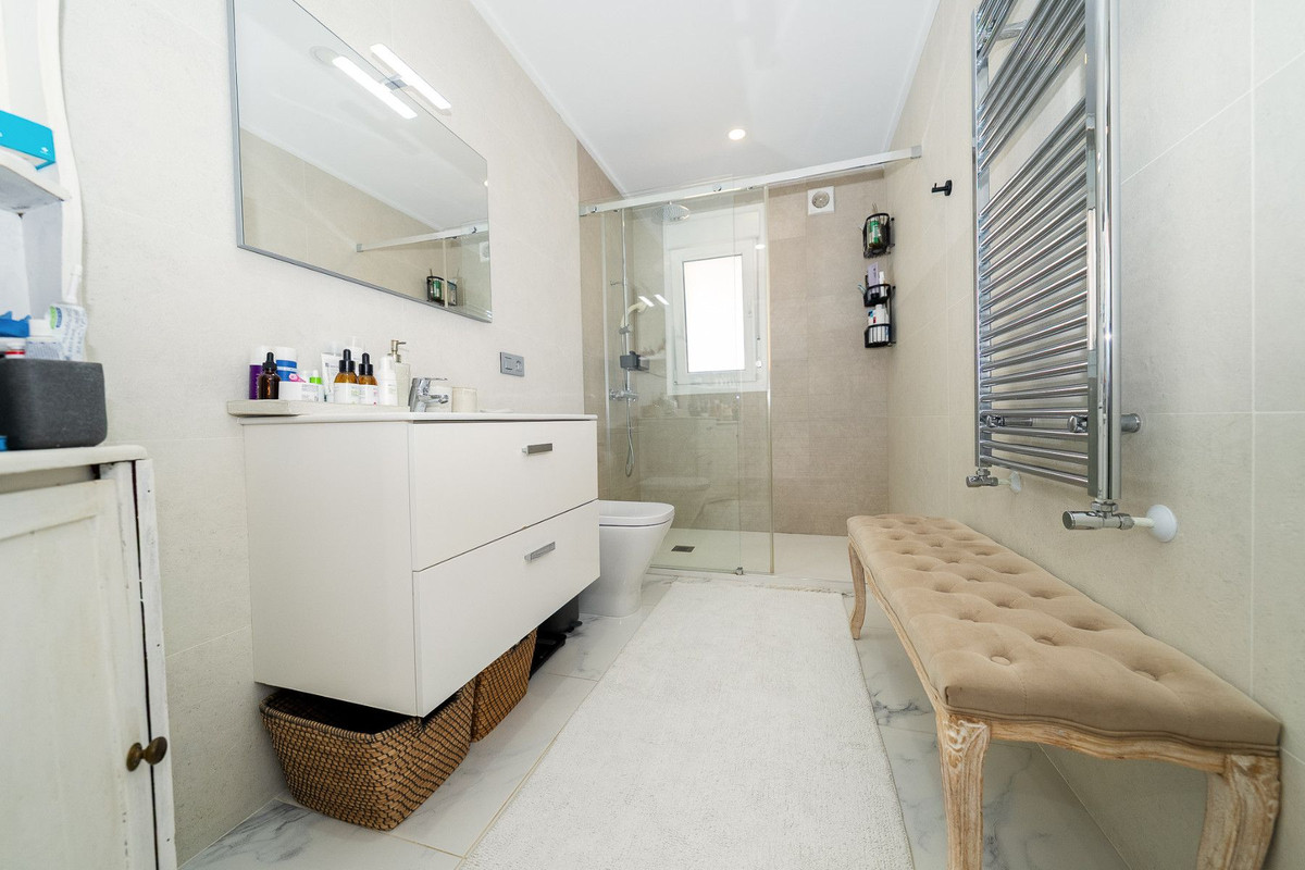 Huis te koop in Pilar de la Horadada | 4 slaapkamers H5495689