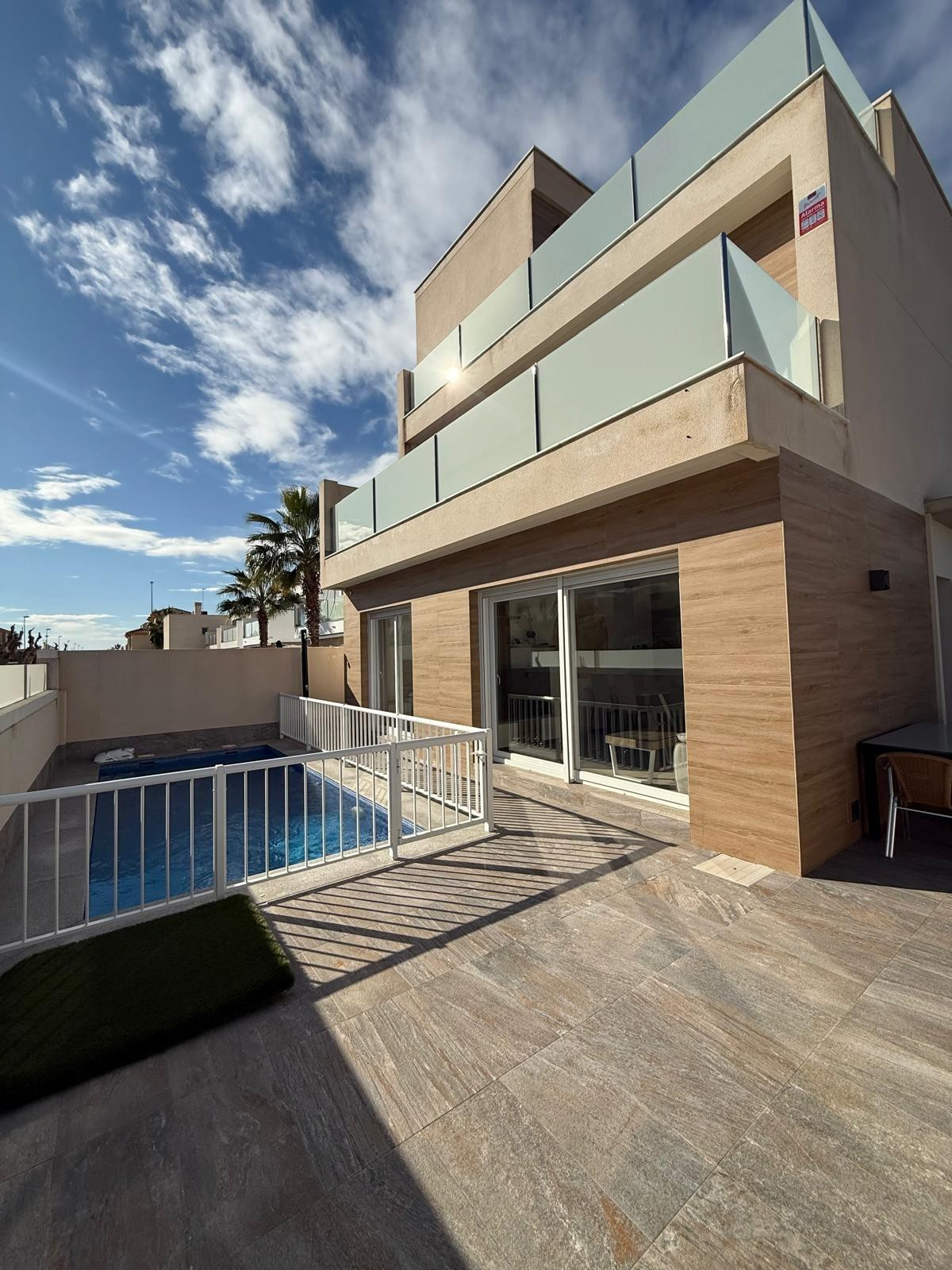 Huis te koop in Pilar de la Horadada | 4 slaapkamers H5520274