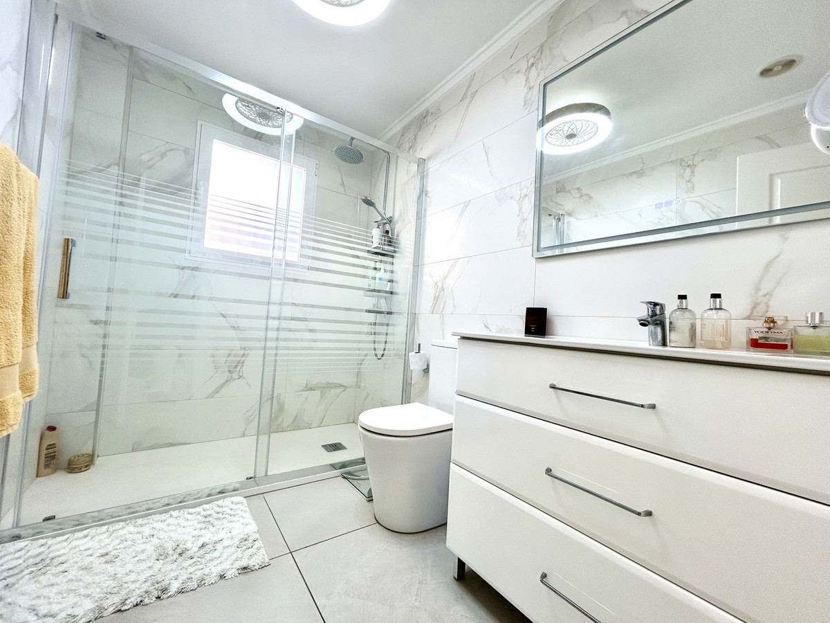 Huis te koop in Pinar de Campoverde | 4 slaapkamers H5346793