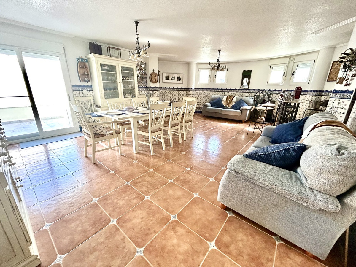 Huis te koop in Pinar de Campoverde | 4 slaapkamers H5346793