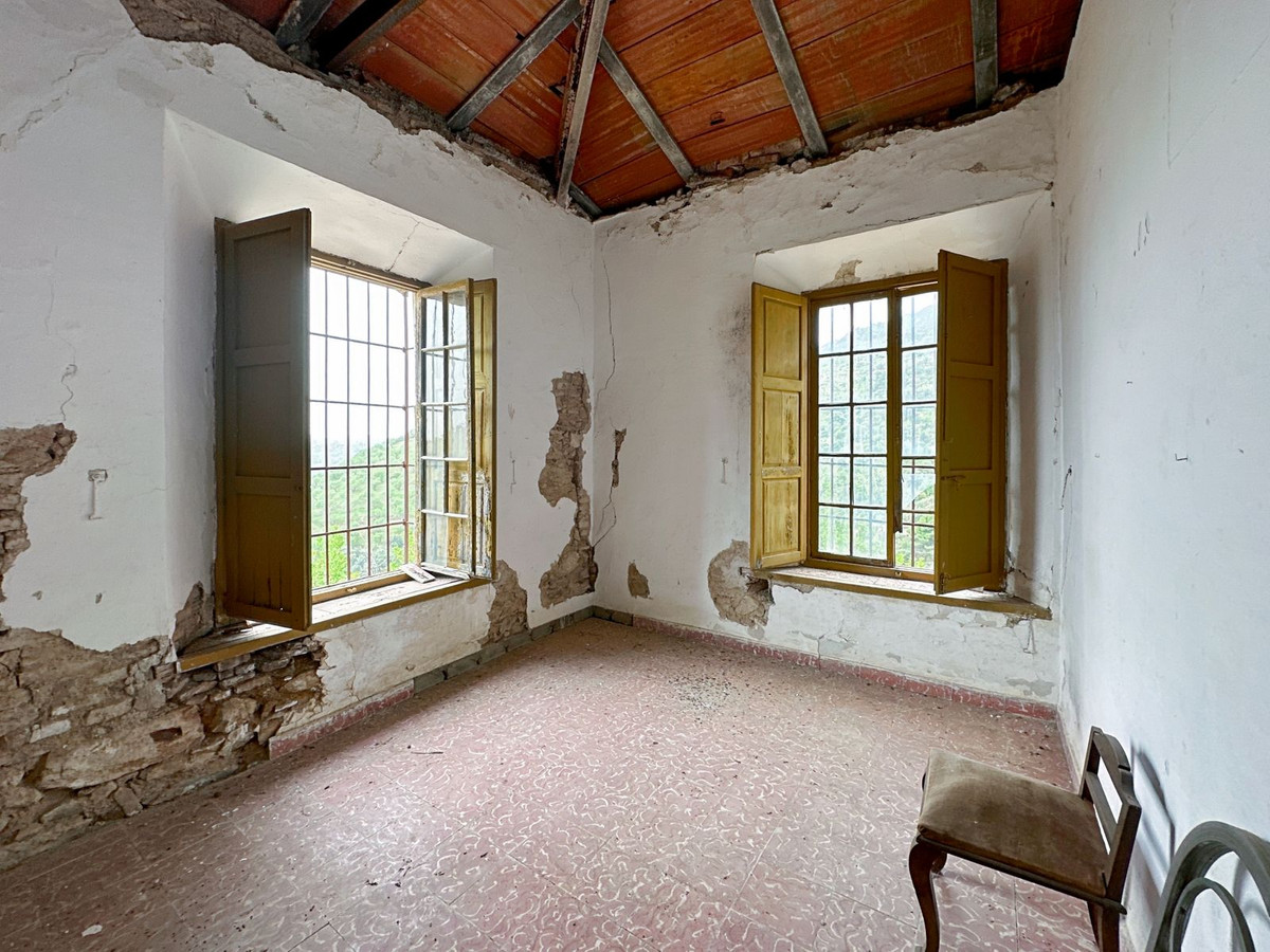 Property main view 72